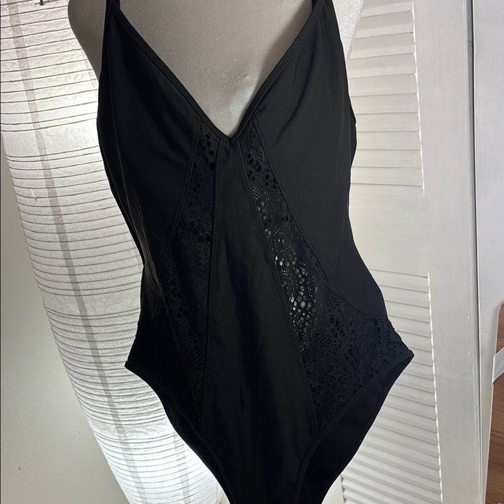 Elegant Black Lace One-Piece Swimsuit